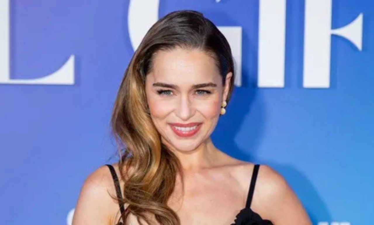 Emilia Clarke Net Worth: Height, Weight, Bio & Career Facts