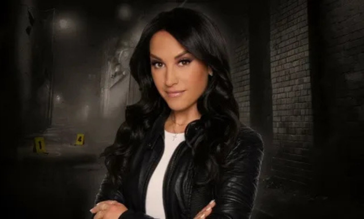 Emily Compagno Net Worth: Height, Measurements, Age, Bio & Career